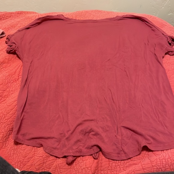 Cute full of sunshine shirt!☀️ - Picture 2 of 2